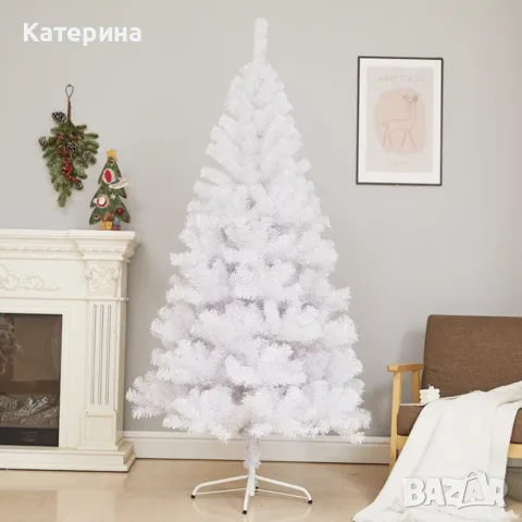 Коледна снежно бяла елха с шишарки с пластмасова стойка