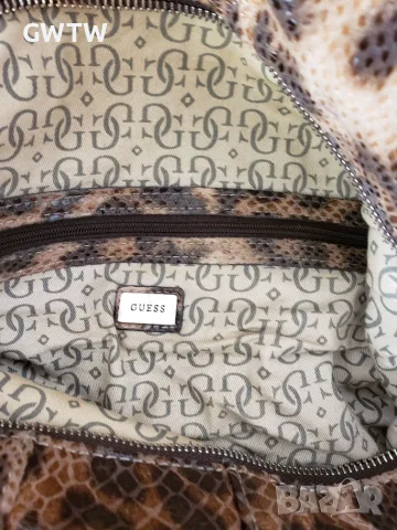 Guess оригинална чанта, снимка 6 - Чанти - 56404127