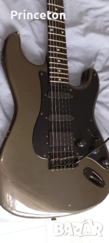 Продавам корейска електрическа китара "Session Stage Series ST Style Pewter Grey"   , снимка 2 - Китари - 53451658