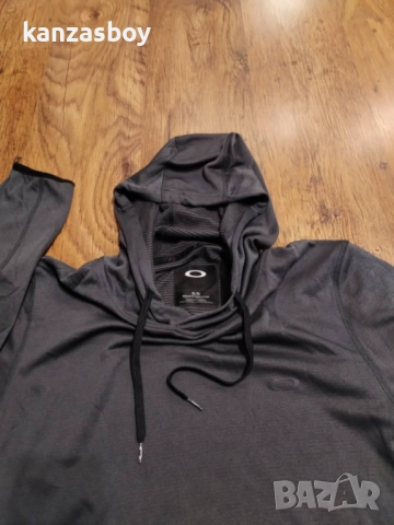 oakley - страхотно мъжко горнище XL, снимка 2 - Спортни дрехи, екипи - 52966946