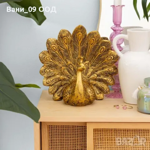 Статуетка "Паун" 