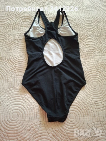 Детски цял бански 146/152, снимка 2 - Детско бельо и бански  - 50483384