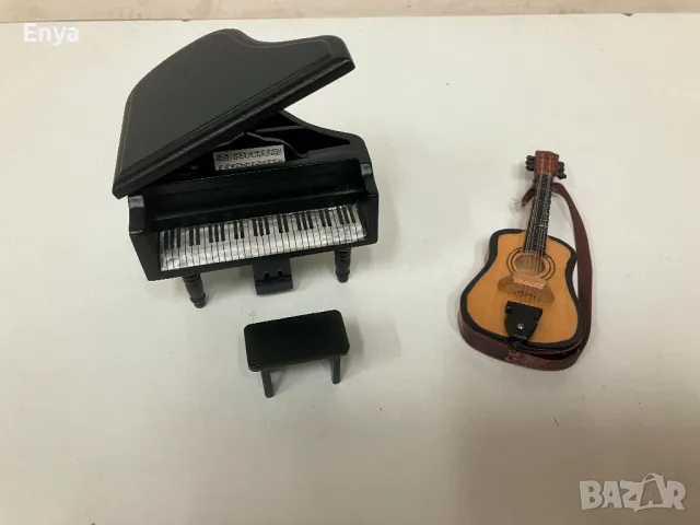 Миниатюра на пиано и китара