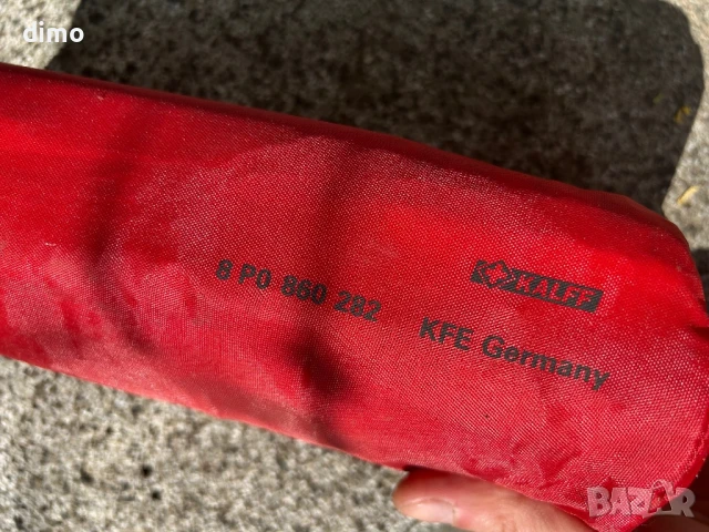 аптечка Audi аварийна аптечка  8P0860282, снимка 3 - Части - 51204954