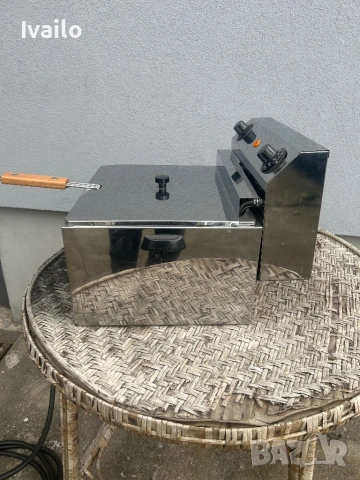 Професионален фритюрник Pieffe , снимка 3 - Обзавеждане на кухня - 54256412