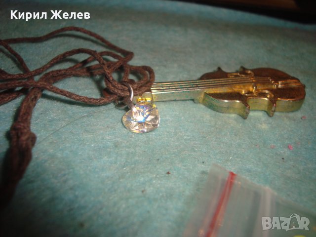 ЗЛАТИСТ АРТ МЕДАЛЬОН - ЦИГУЛКА с ФАСЕТИРАН КРИСТАЛ КОЛИЕ МУЗИКАЛЕН ПЕНДАНТ 25518, снимка 10 - Колиета, медальони, синджири - 35527236