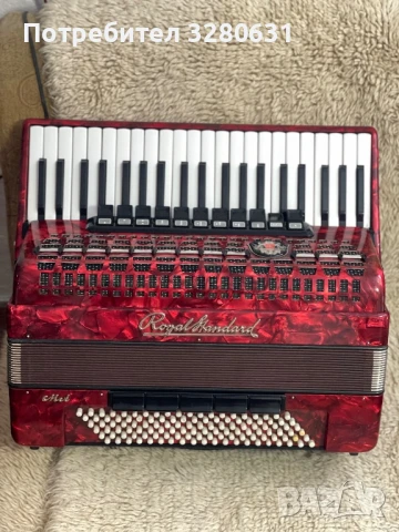 Акордеон Royal Standart Meteor 120 б, снимка 1
