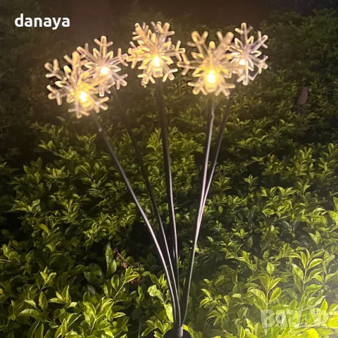 5448 Градинска соларна лампа с 8 люлеещи снежинки, 75 см, снимка 2 - Градински мебели, декорация  - 47988014