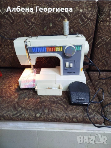 Метална шевна машина NECCHI 559, снимка 2 - Шевни машини - 54154639