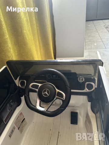 Акумулаторен детски джип MERCEDES G CLASS бял с дистанционно и самостоятелно каране, снимка 4 - Детски велосипеди, триколки и коли - 50559736