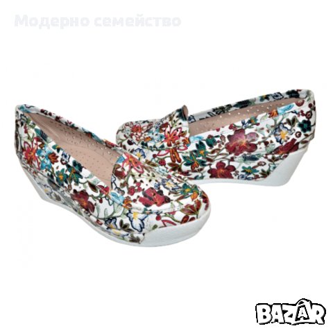 Дамски цветни обувки на платформа , снимка 2 - Дамски ежедневни обувки - 44190965