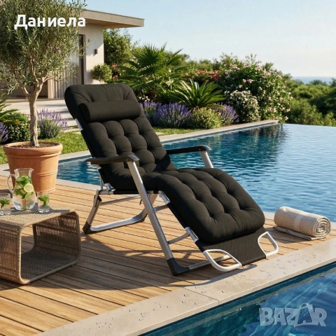 Сгъваем градински шезлонг с ватирана възглавница, регулируема облегалка и антикорозионна рамка