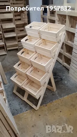 Стъпаловидни дървени стелажи за плод и зеленчук