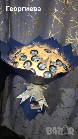 Светещи букети "BMW" ✨️💙, снимка 4 - Подаръци за жени - 53191730