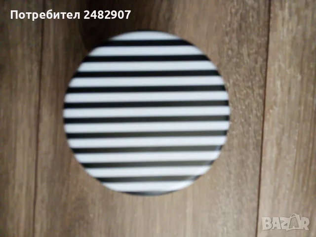 Малка метална кутия с капак, снимка 6 - Други - 47312071