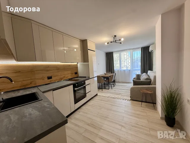 Продавам двустаен Русе,Център,Лукс след основен ремонт