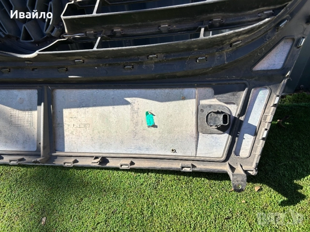 Предна решетка и ляв фар за VW Touran 2008 г., снимка 5 - Части - 52421659