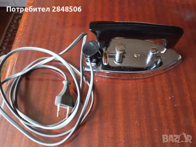 Ретро мини туристическа сгъваема ютия.Размери 8,5см/19см.Произведена в Германия.Бързонагряваща., снимка 10 - Антикварни и старинни предмети - 50381444