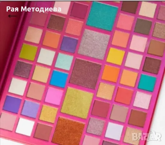 Голяма професионална палитра от 66 цвята REVOLUTION , снимка 2 - Коледни подаръци - 48339887