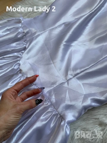 Нова бяла сатенена рокля, снимка 3 - Рокли - 50867111