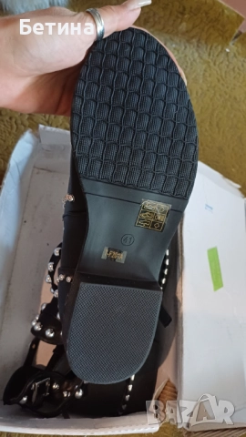 НОВИ дамски обувки , снимка 3 - Дамски ежедневни обувки - 52036639