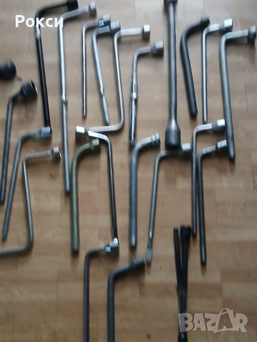 Аварийни куки и ключове за джанти нови , снимка 4 - Аксесоари и консумативи - 51904561