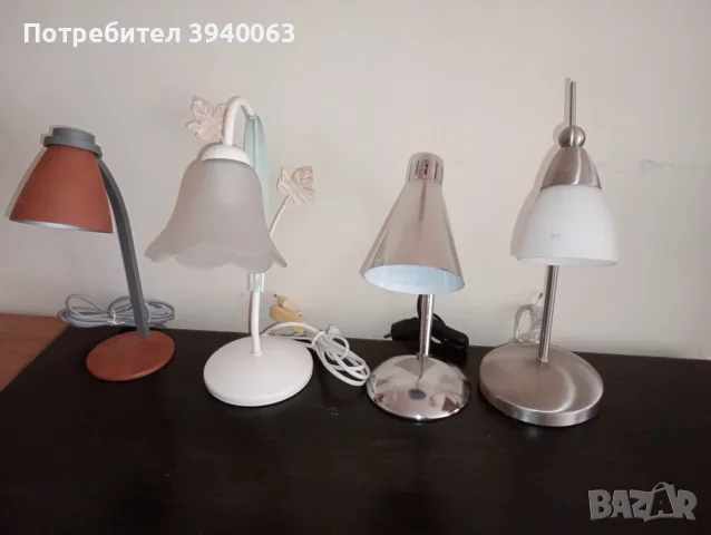 Стари настолни лампи