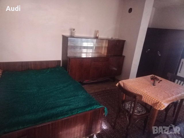 Давам под наем обзаведена малка къща кв.Абтитус  Водна централа, ул Драва Давуз 8 Има външна тоалетн, снимка 7 - Къщи - 46271369