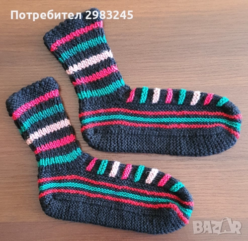 Плетени шарени чорапи, снимка 3 - Чорапи - 52255891