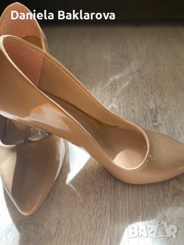 Дамски обувки в телесен цвят, снимка 2 - Дамски обувки на ток - 37987767