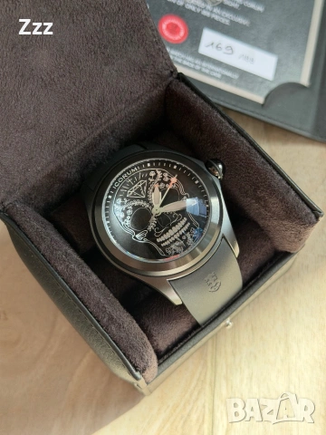 Часовник Corum Bubble Skull 47mm, снимка 2 - Мъжки - 53933622
