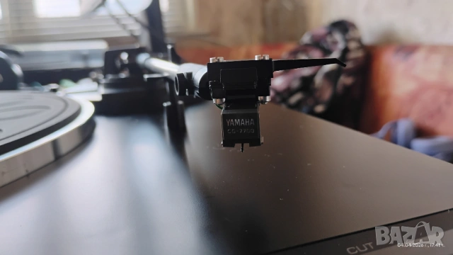 Yamaha TT-300 - полуавтоматичен грамофон, снимка 5 - Грамофони - 54094862