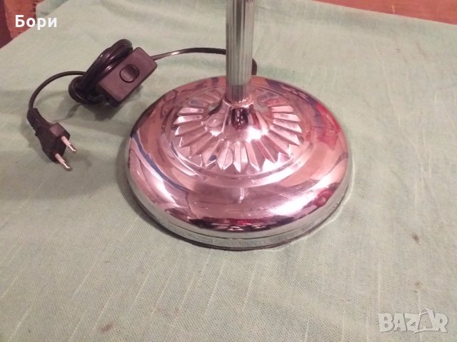 Настолна лампа, снимка 2 - Настолни лампи - 31557509