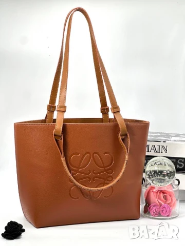 чанти loewe, снимка 9 - Чанти - 50742617