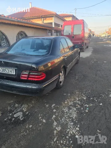 Mercedes e270 2001 година, снимка 3 - Автомобили и джипове - 49246197