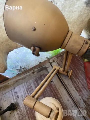 Корабна разтегателна лампа