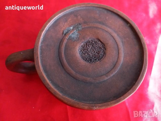 Много Рядък Стар Глинен Китайски Съд Yixing  с Бронзов Капак, снимка 6 - Антикварни и старинни предмети - 44413818