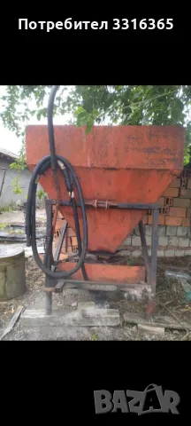 Торачка с вместимост 600 кг с хидравлична помпа 