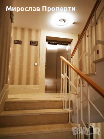 Продаваме Двустаен Апартамент В Студентски Град, снимка 2 - Апартаменти - 53040343