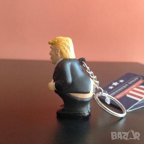 Ключодържател Президентът Доналд Тръмп нов !, снимка 5 - Колекции - 44459969