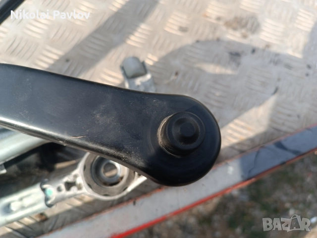 Механизъм моторче чистачки за БМВ Е 90 Е91 , снимка 8 - Части - 51707931