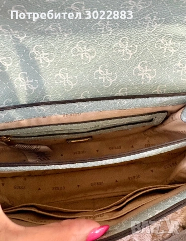 Оригинална чанта Guess, снимка 5 - Чанти - 54264224