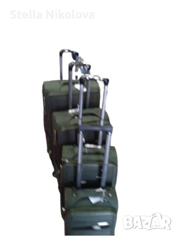 Комплект 4 бр. текстилни куфари със завиващи колела-масленозелени, снимка 1 - Куфари - 42703540