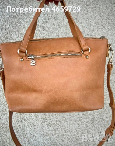 Desigual бродирана кожена дамска чанта , снимка 2 - Чанти - 53293603