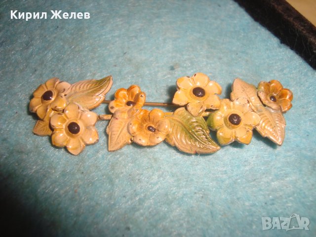СТАРА АРТ НУВО ПОЗЛАТЕНА БРОНЗОВА ЛАКИРАНА ФЛОРАЛНА БРОШКА - ЦВЕТЯ 20704, снимка 3 - Антикварни и старинни предмети - 35032321