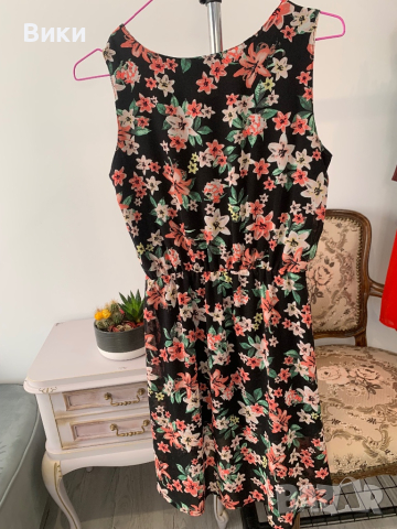 Асиметрична рокля 12-14г ръст 158-164 подходяща за размер XS, снимка 18 - Рокли - 44687429