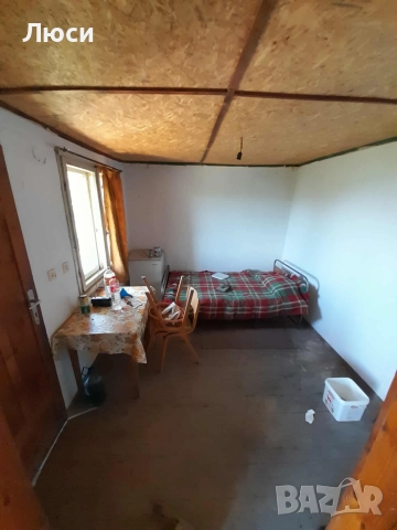 Продавам парцел с къща, снимка 7 - Вили - 52443650