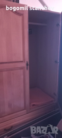 Гардероб масив дъб с 3 чекмеджета, снимка 2 - Гардероби - 51536448