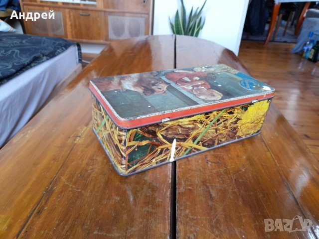 Стара метална кутия #11, снимка 4 - Други ценни предмети - 37470434