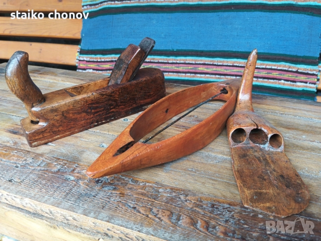 Лот дървени битови пособия